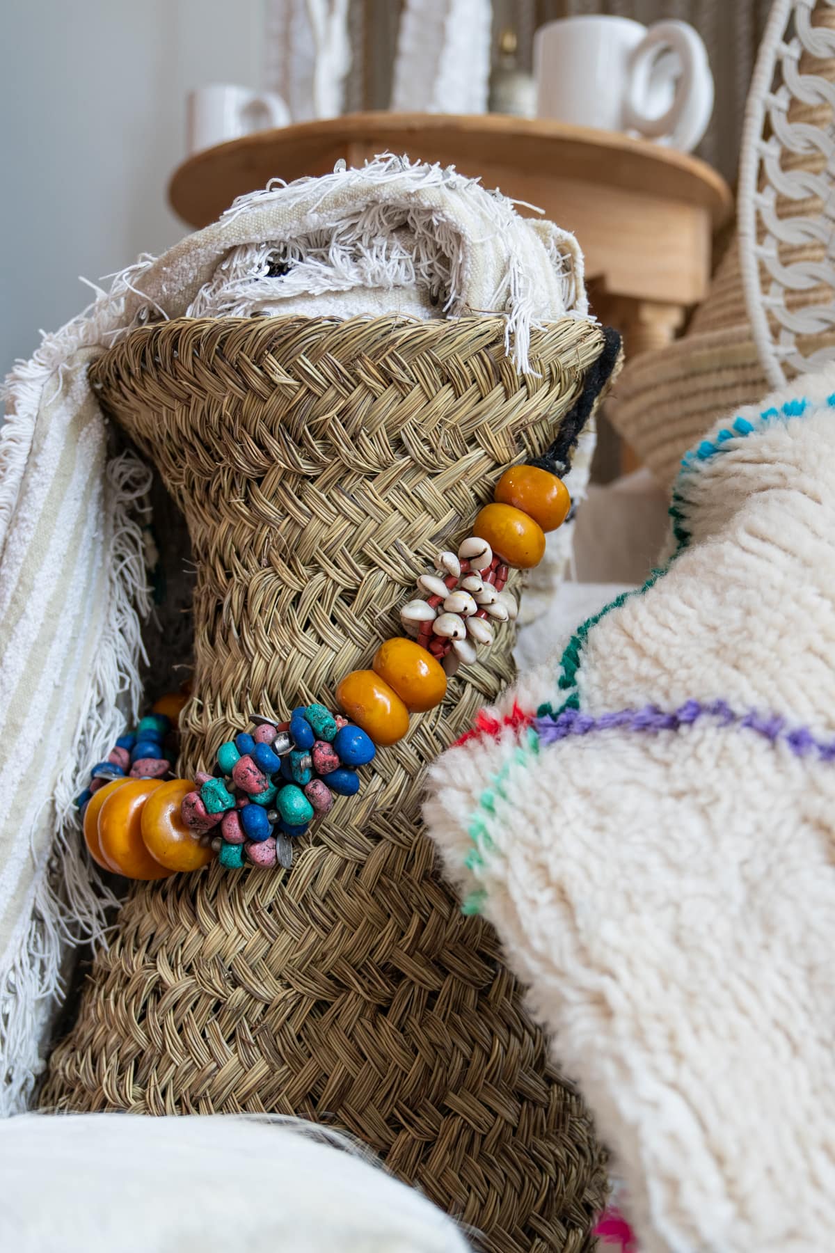 Handwoven shoulder bag